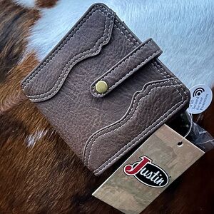 NWT..Justin Boot Brand Snap Bifold Wallet With RFID Security Protection